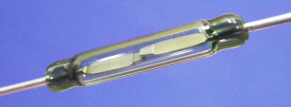 photo of reed switch